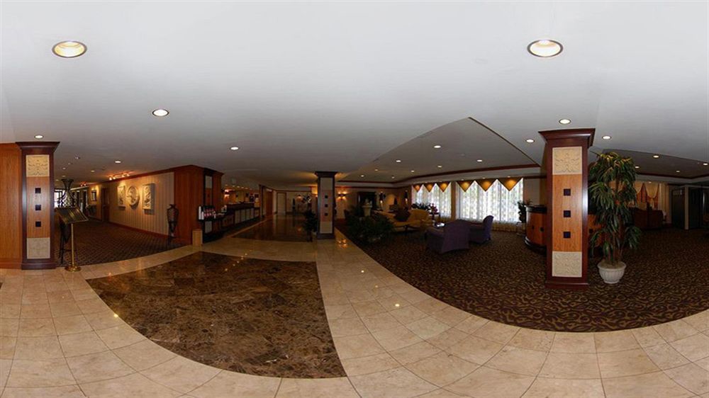 Gateway Hotel Dallas Park Central Exterior photo